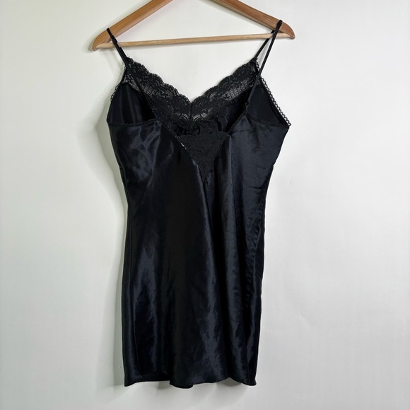 Vintage 90s Victoria's Secret Black Lace Slip Dress size Medium - Picture 7 of 9
